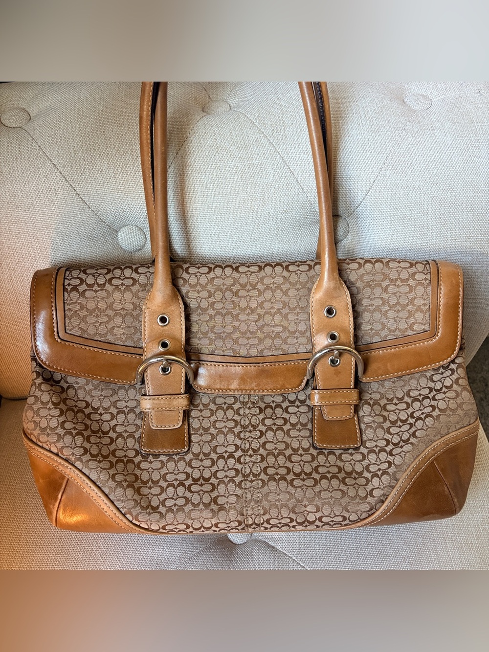 Y2K Coach Soho flap bag signature